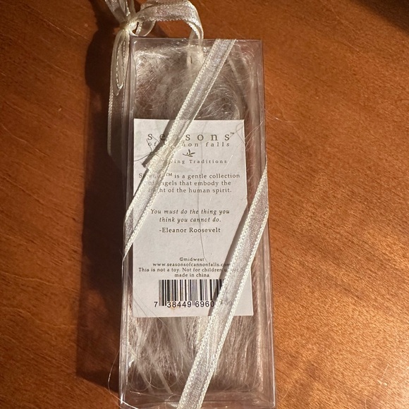 Serenity by Seasons of Cannon Falls Inspiring Traditions Ornaments/Keychain - Picture 9 of 9